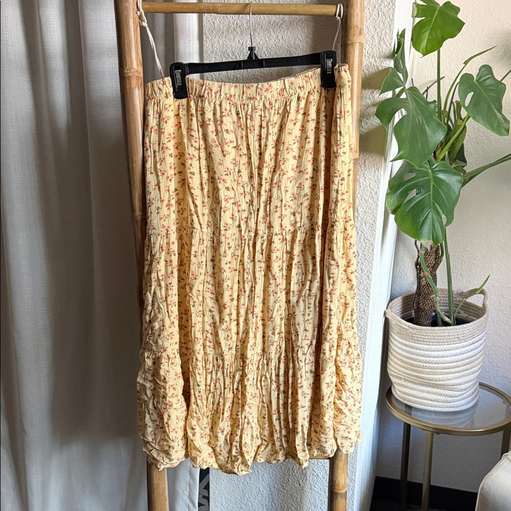 American Eagle Outfitters Floral Midi Skirt - Cream and Red